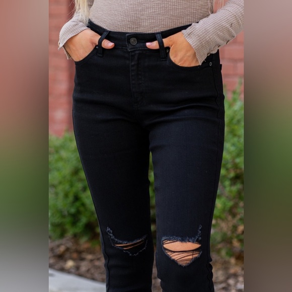 KanCan High Rise Distressed Super Skinny, 1/24 - Picture 2 of 12